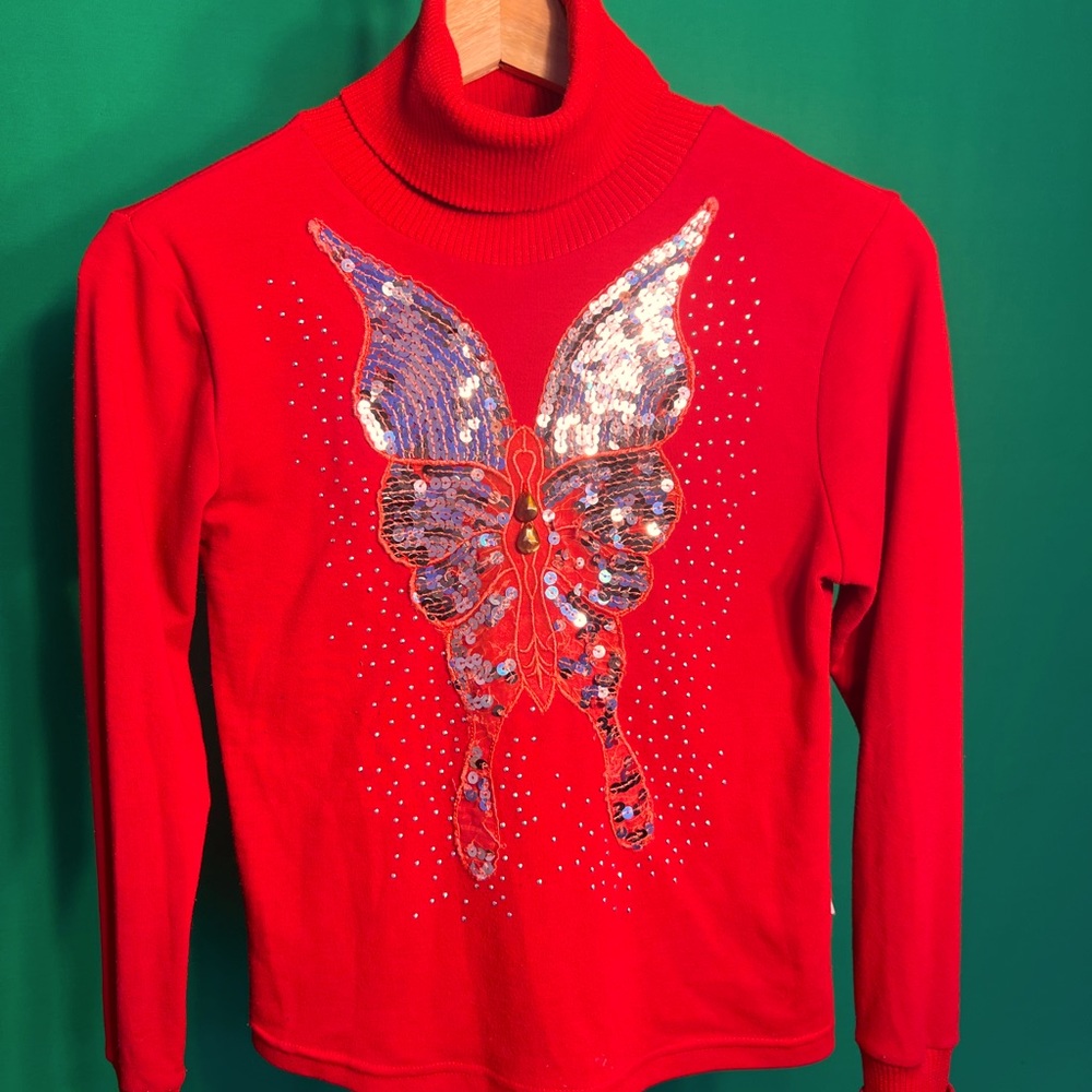 Size15 Kasaruva Sparkling Ornament on Front Turtleneck 35% Linen 65% Cotton
